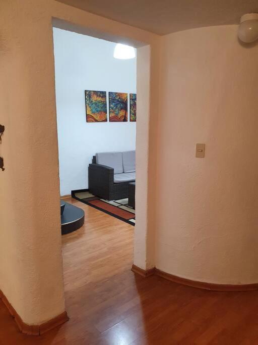 Hostel Linda Privada Polanco 2 Camas Mat Y Bano Mexico City